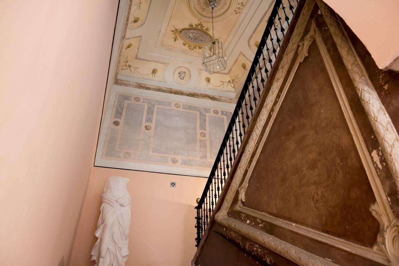 Palacio Marmoles Seville Ngoại thất bức ảnh